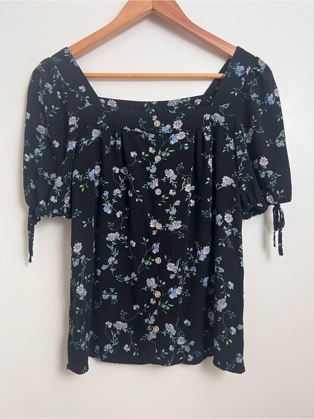 Angels Forever Young Black Floral Peasant Blouse Size Small Cottagecore Top